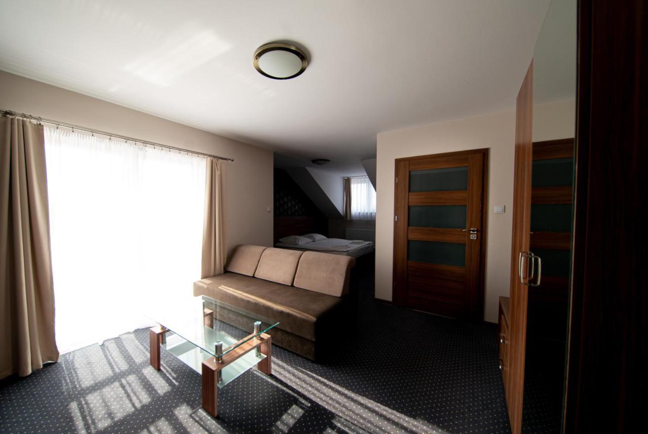 Babilon Krzeszow Aparthotel Krzeszow  ภายนอก รูปภาพ