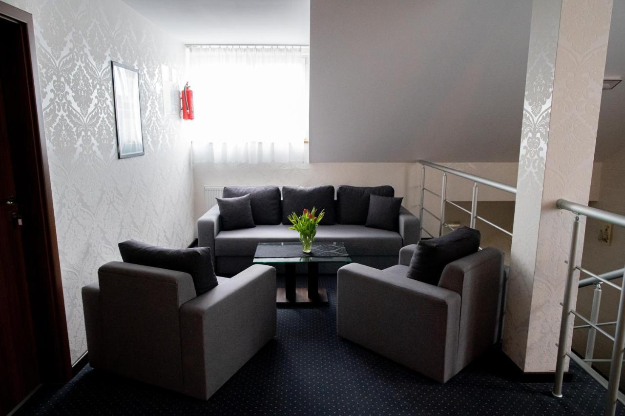 Babilon Krzeszow Aparthotel Krzeszow  ภายนอก รูปภาพ