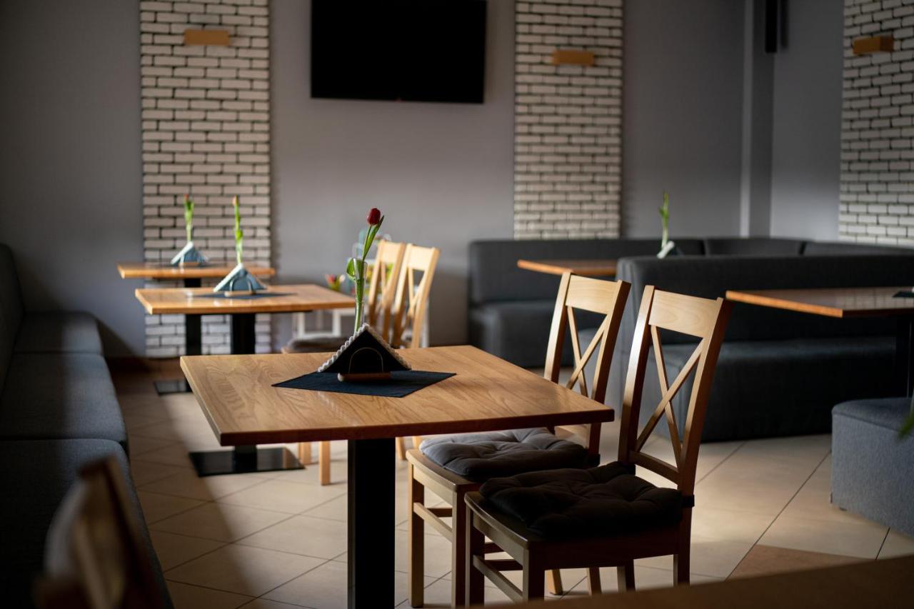 Babilon Krzeszow Aparthotel Krzeszow  ภายนอก รูปภาพ