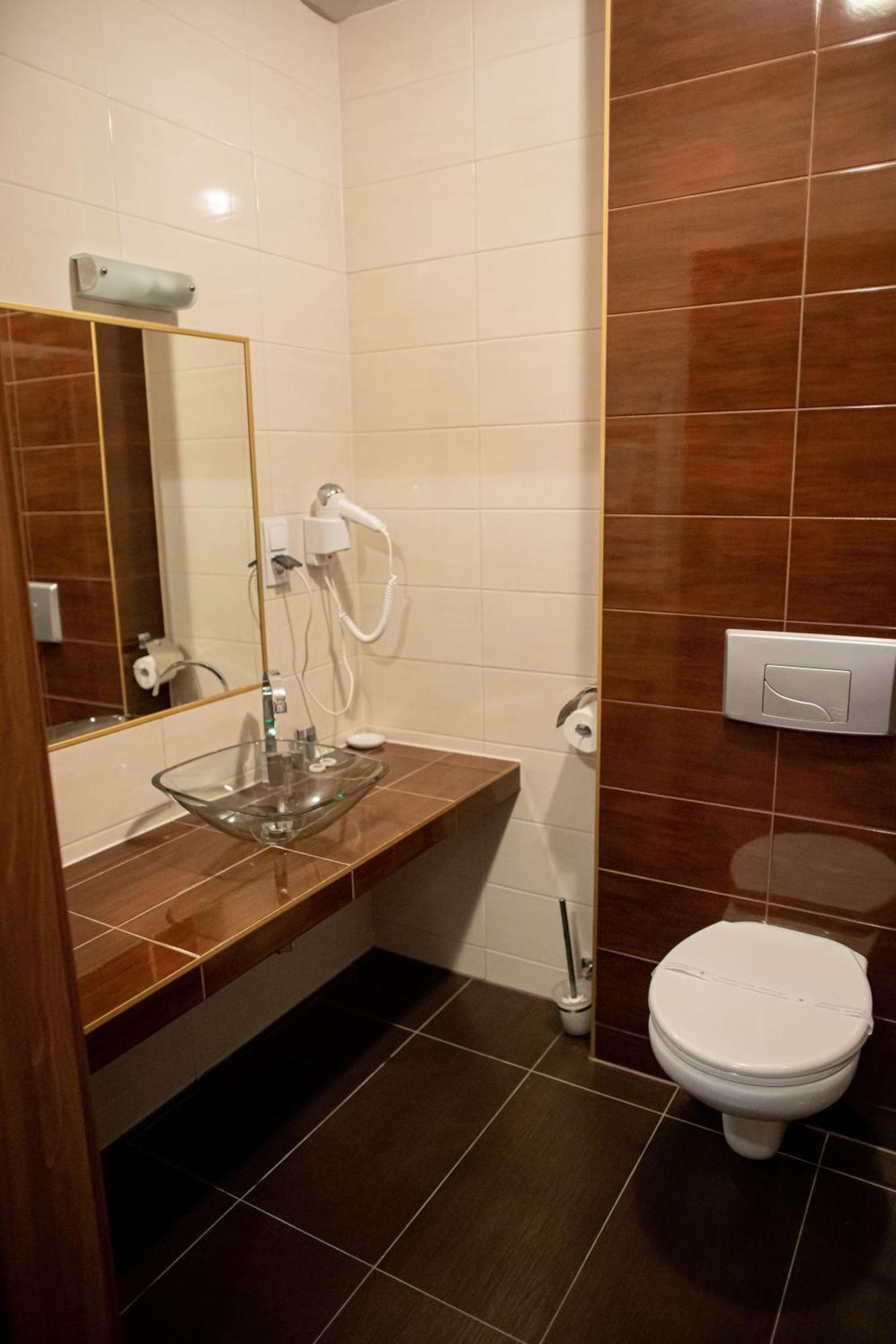 Babilon Krzeszow Aparthotel Krzeszow  ภายนอก รูปภาพ